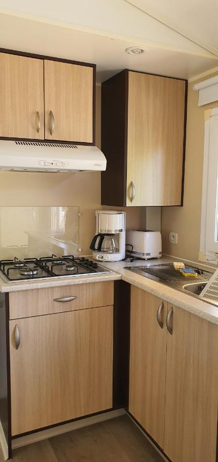 Mobil Home Climatise 6 Personnes La Roque-d'Antheron Eksteriør bilde